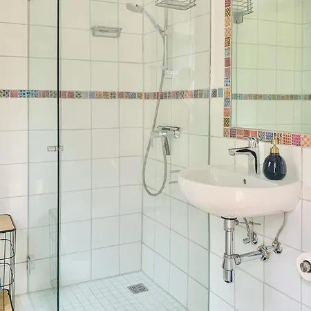 Stunning In With Kitchen