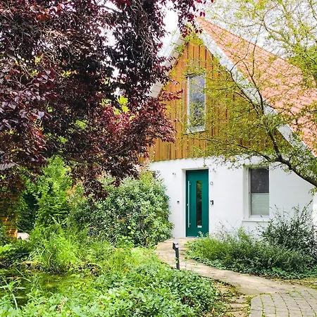 Stunning In With Kitchen