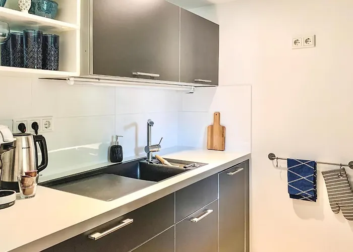 Stunning In With Kitchen *